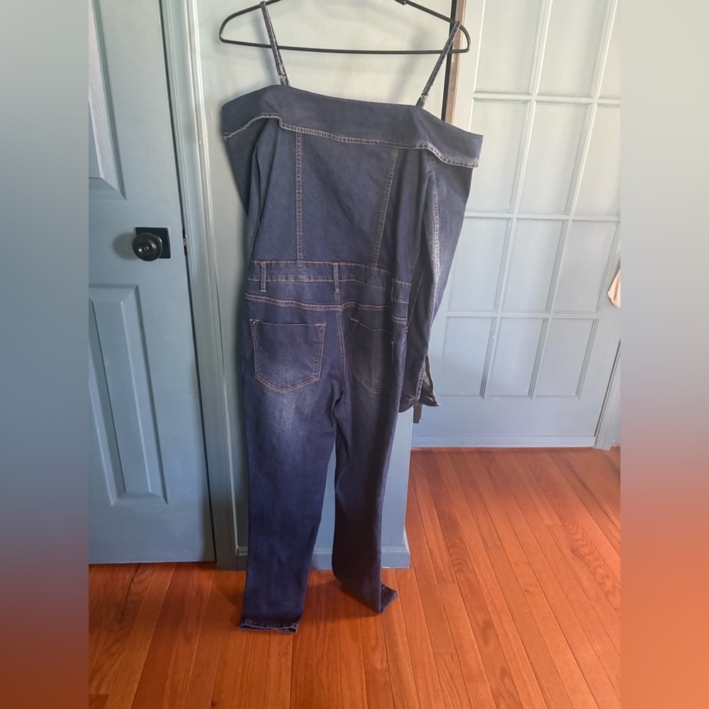 Off-Shoulder Dark Blue Women’s Jeans Jumpsuit - Picture 4 of 8
